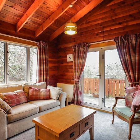 Spruce Lodge Strathpeffer Exterior foto